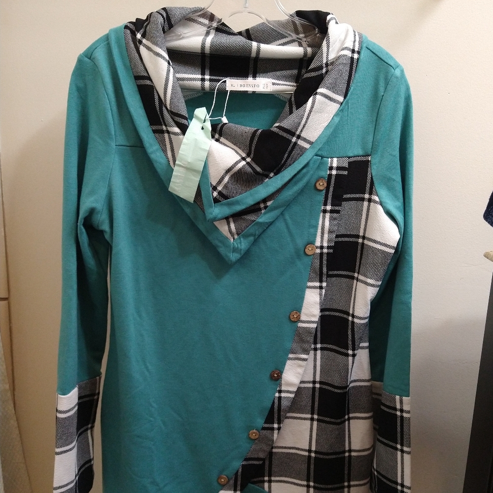 NEW Women's Long Sleeve Cowl Neck Plaid Asymmetrical Hem Tunic Top Size 10 | XL